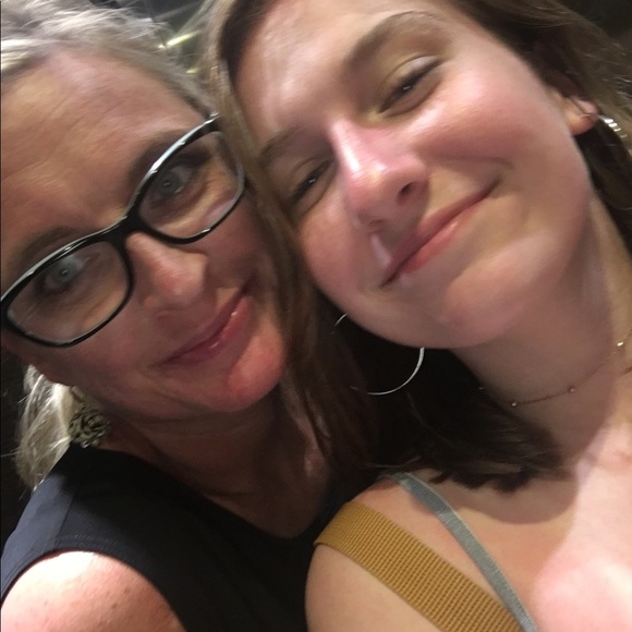 Meet your Posher, Maggie - Picture 4 of 5